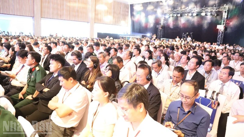 Đắk Lắk công bố điều chỉnh quy hoạch thời kỳ 2021-2030, tầm nhìn đến năm 2050 và danh mục 257 dự án kêu gọi đầu tư Đắk Lắk công bố điều chỉnh quy hoạch thời kỳ 2021-2030, tầm nhìn đến năm 2050 và danh mục 257 dự án kêu gọi đầu tư