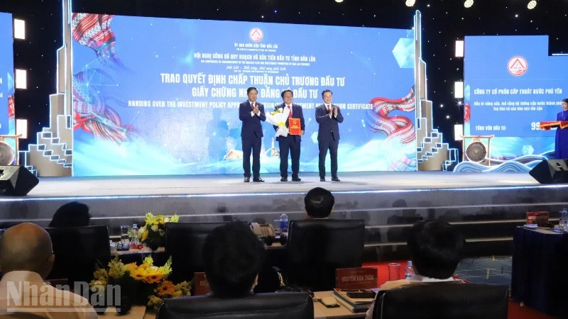 Đắk Lắk công bố điều chỉnh quy hoạch thời kỳ 2021-2030, tầm nhìn đến năm 2050 và danh mục 257 dự án kêu gọi đầu tư Đắk Lắk công bố điều chỉnh quy hoạch thời kỳ 2021-2030, tầm nhìn đến năm 2050 và danh mục 257 dự án kêu gọi đầu tư
