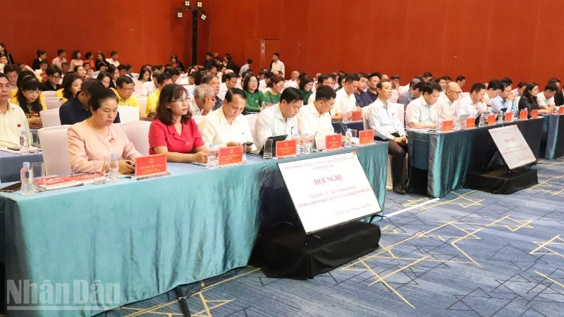 Đắk Lắk đồng hành cùng sự phát triển, lớn mạnh của doanh nghiệp, hợp tác xã và hộ kinh doanh Đắk Lắk đồng hành cùng sự phát triển, lớn mạnh của doanh nghiệp, hợp tác xã và hộ kinh doanh