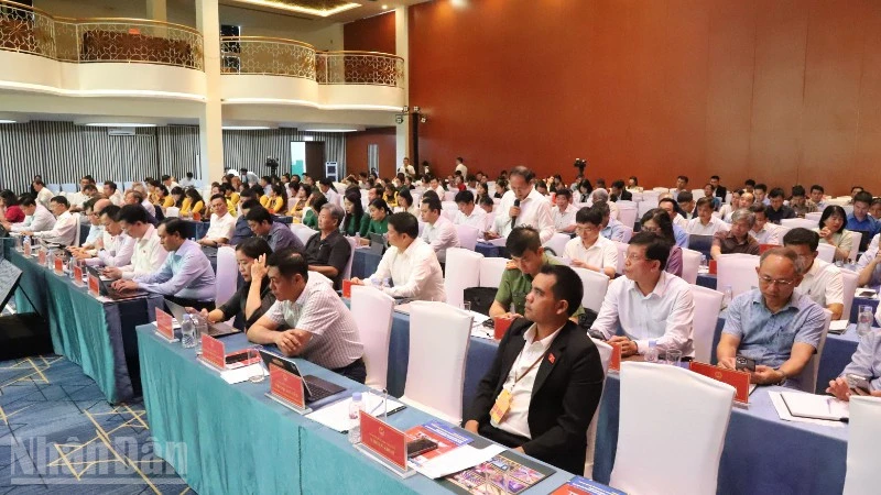 Đắk Lắk đồng hành cùng sự phát triển, lớn mạnh của doanh nghiệp, hợp tác xã và hộ kinh doanh Đắk Lắk đồng hành cùng sự phát triển, lớn mạnh của doanh nghiệp, hợp tác xã và hộ kinh doanh