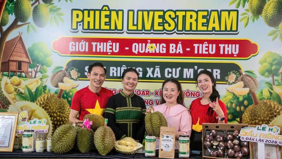 Đắk Lắk: Hoạt động livestream có hơn 5.570 đơn hàng chốt mua hơn 27,8 tấn sầu riêng Đắk Lắk: Hoạt động livestream có hơn 5.570 đơn hàng chốt mua hơn 27,8 tấn sầu riêng
