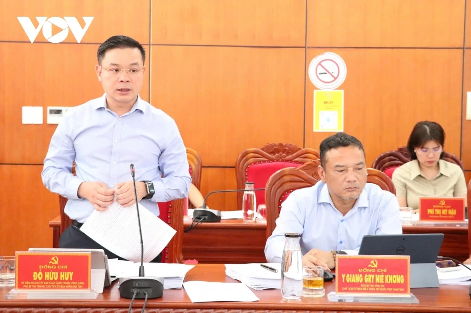 Đắk Lắk lập “đội đặc nhiệm”, xử lý các điểm nghẽn giải phóng mặt bằng Đắk Lắk lập “đội đặc nhiệm”, xử lý các điểm nghẽn giải phóng mặt bằng