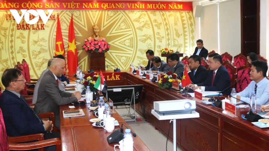 Đắk Lắk mở rộng hợp tác với UAE trên 3 trụ cột chiến lược Đắk Lắk mở rộng hợp tác với UAE trên 3 trụ cột chiến lược