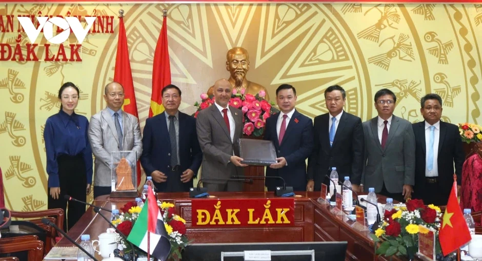Đắk Lắk mở rộng hợp tác với UAE trên 3 trụ cột chiến lược Đắk Lắk mở rộng hợp tác với UAE trên 3 trụ cột chiến lược