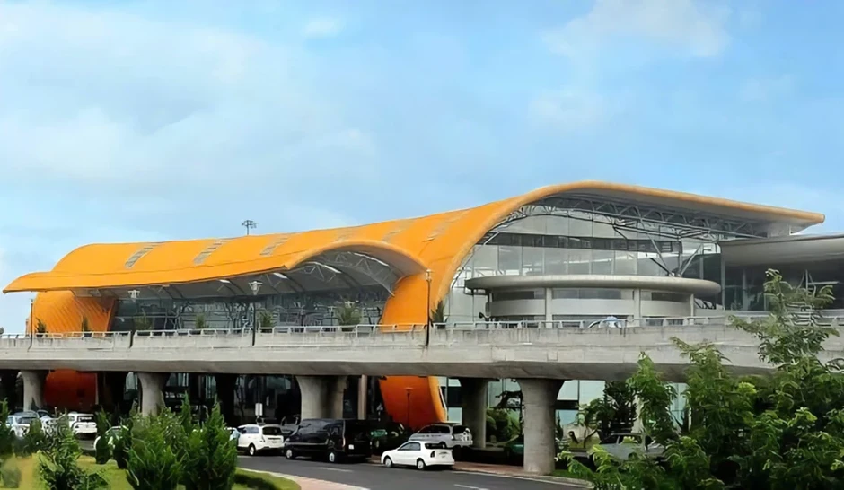 Đặt khu thương mại tự do cạnh sân bay hay cảng biển ở Lâm Đồng? Đặt khu thương mại tự do cạnh sân bay hay cảng biển ở Lâm Đồng?