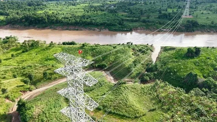 Dấu ấn của bầu Hiển tại Lào: Kỳ tích 16 tháng đưa điện gió về Việt Nam Dấu ấn của bầu Hiển tại Lào: Kỳ tích 16 tháng đưa điện gió về Việt Nam