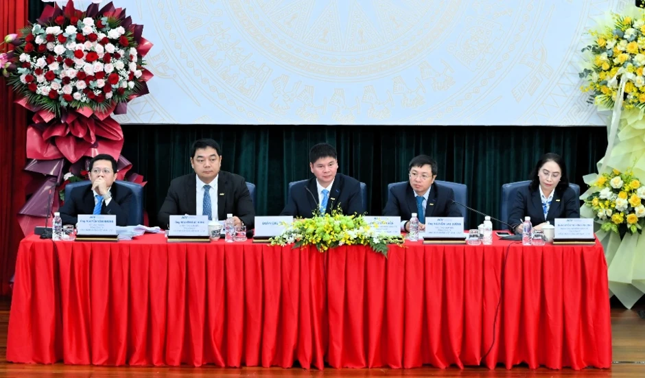 Đẩy mạnh chuyển đổi số trong hoạt động của Cảng hàng không Việt Nam Đẩy mạnh chuyển đổi số trong hoạt động của Cảng hàng không Việt Nam