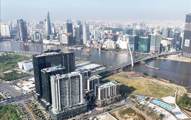 Đẩy mạnh thu hút vốn vào trung tâm tài chính quốc tế Đẩy mạnh thu hút vốn vào trung tâm tài chính quốc tế