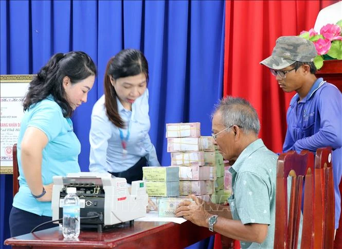 Đẩy nhanh tiến độ bồi thường tái định cư dự án Điện hạt nhân Ninh Thuận 2 Đẩy nhanh tiến độ bồi thường tái định cư dự án Điện hạt nhân Ninh Thuận 2