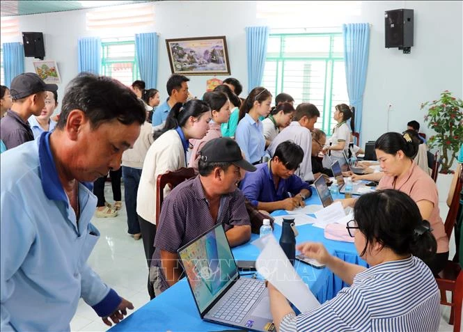 Đẩy nhanh tiến độ bồi thường tái định cư dự án Điện hạt nhân Ninh Thuận 2 Đẩy nhanh tiến độ bồi thường tái định cư dự án Điện hạt nhân Ninh Thuận 2
