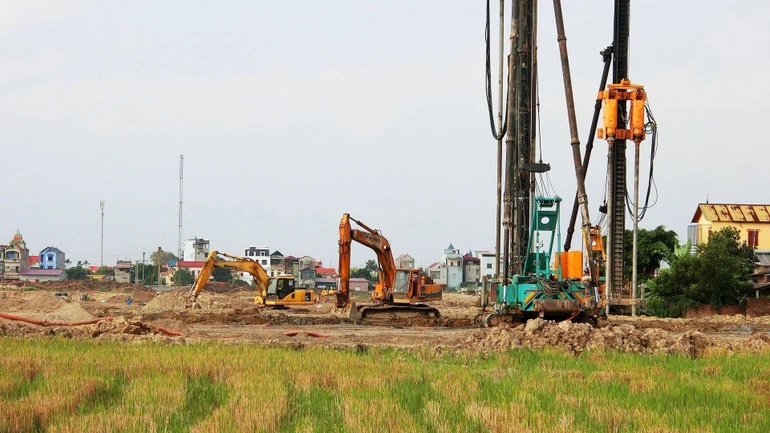 Đẩy nhanh tiến độ dự án Cảng hàng không quốc tế Gia Bình: Sẵn sàng cho những mục tiêu tầm vóc Đẩy nhanh tiến độ dự án Cảng hàng không quốc tế Gia Bình: Sẵn sàng cho những mục tiêu tầm vóc