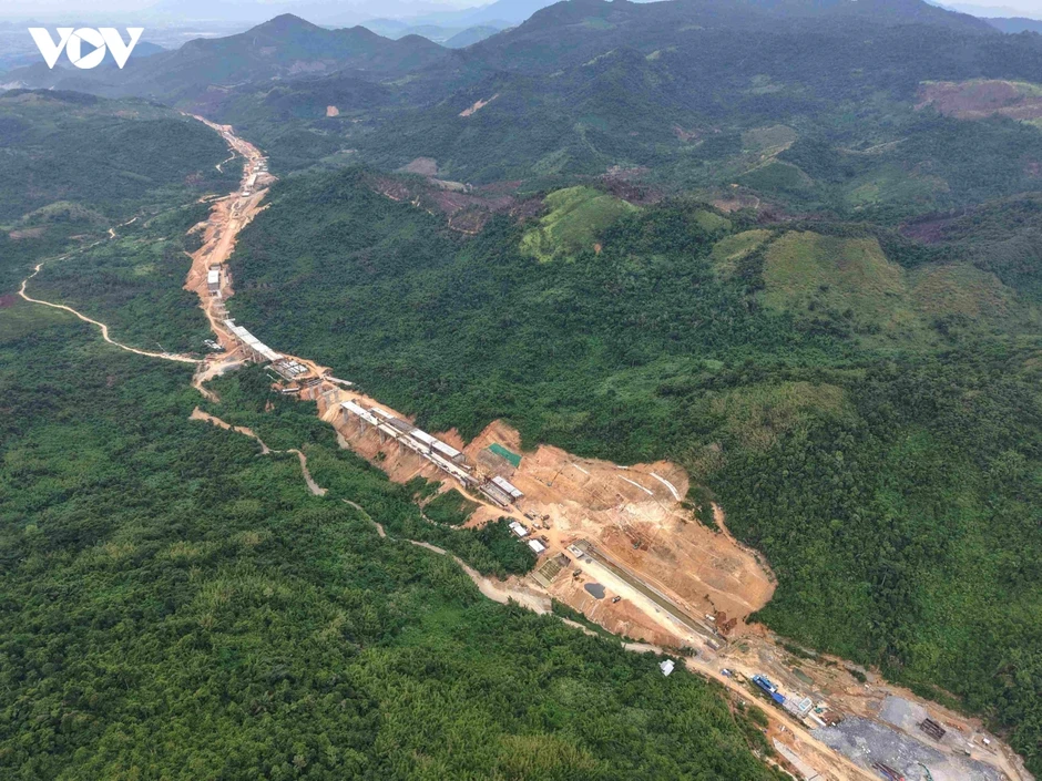 Đẩy nhanh tiến độ Dự án thành phần 2 cao tốc Khánh Hoà – Buôn Ma Thuột Đẩy nhanh tiến độ Dự án thành phần 2 cao tốc Khánh Hoà – Buôn Ma Thuột