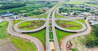 Đẩy nhanh tiến độ hoàn thành các đường kết nối sân bay Long Thành