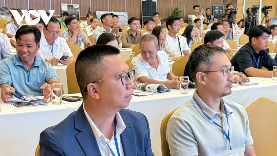 ĐBSCL thúc đẩy sử dụng điện mặt trời áp mái gắn với hệ thống lưu trữ năng lượng ĐBSCL thúc đẩy sử dụng điện mặt trời áp mái gắn với hệ thống lưu trữ năng lượng