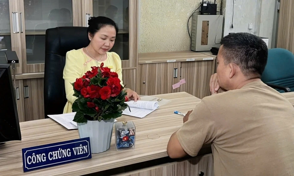 Đề xuất bỏ công chứng mua bán nhà đất: Làm sao kiểm soát rủi ro? Đề xuất bỏ công chứng mua bán nhà đất: Làm sao kiểm soát rủi ro?