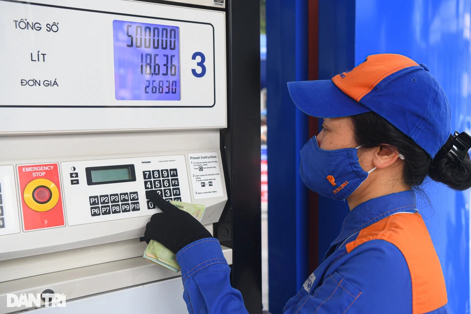 Đề xuất kéo dài thuế nhập khẩu xăng dầu 0% đến hết ngày 30/6 Đề xuất kéo dài thuế nhập khẩu xăng dầu 0% đến hết ngày 30/6