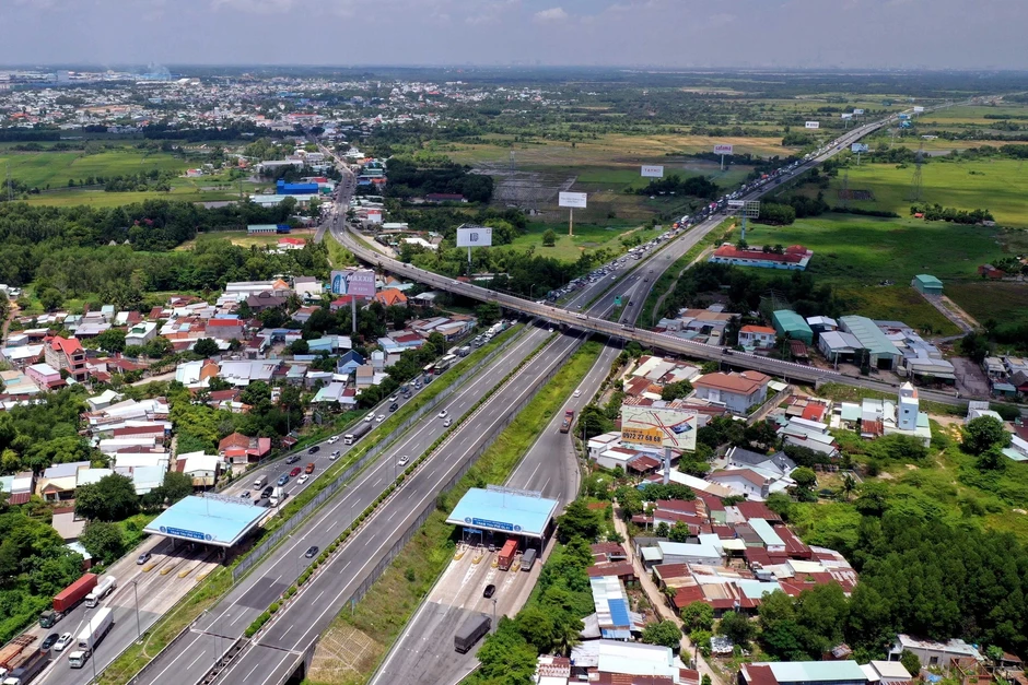 Đề xuất xây cao tốc Hồ Tràm - sân bay Long Thành theo diện cấp bách, phải làm ngay Đề xuất xây cao tốc Hồ Tràm - sân bay Long Thành theo diện cấp bách, phải làm ngay