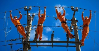 Đề xuất xử lý khoản lỗ của EVN: Yêu cầu minh bạch toàn bộ chi phí giá điện