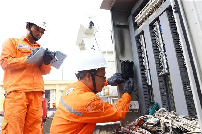 Đến hết năm 2025, lỗ luỹ kế của EVN giảm từ hơn 44.700 tỷ còn 5.611 tỷ đồng Đến hết năm 2025, lỗ luỹ kế của EVN giảm từ hơn 44.700 tỷ còn 5.611 tỷ đồng