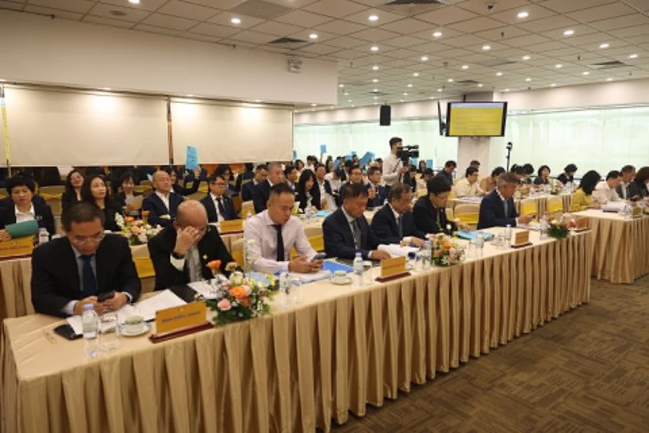 ĐHĐCĐ PVcomBank: Tăng tốc chuyển đổi, kiến tạo giá trị bền vững ĐHĐCĐ PVcomBank: Tăng tốc chuyển đổi, kiến tạo giá trị bền vững