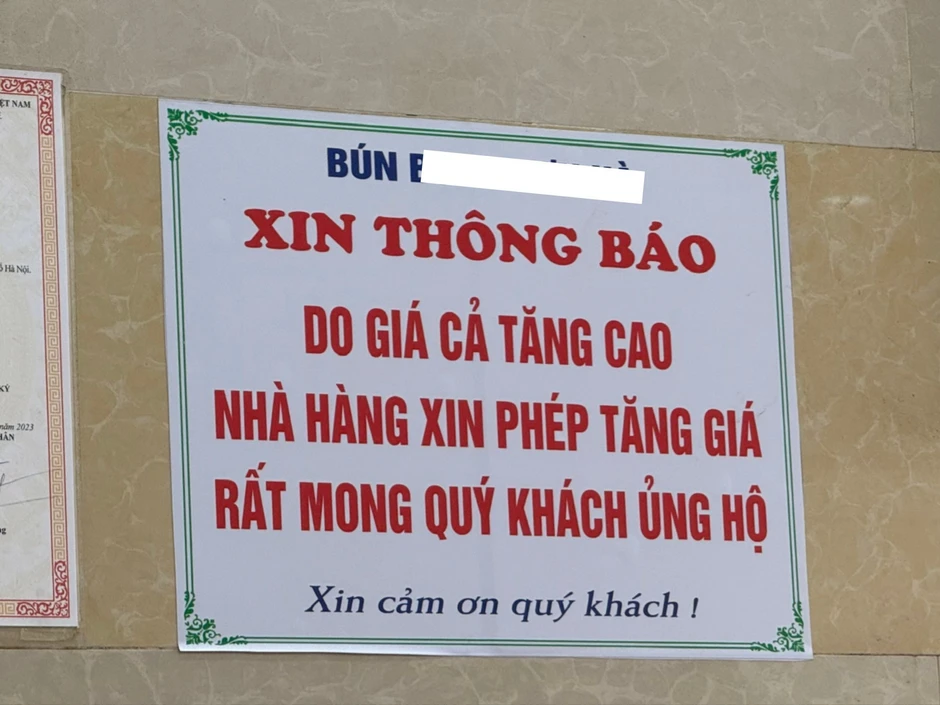Dịch vụ giao hàng đồng loạt tăng giá, áp dụng 'phụ phí xăng dầu' Dịch vụ giao hàng đồng loạt tăng giá, áp dụng 'phụ phí xăng dầu'