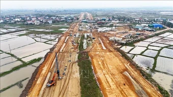 'Điểm danh' hàng loạt bộ, ngành, địa phương giải ngân vốn đầu tư công thấp