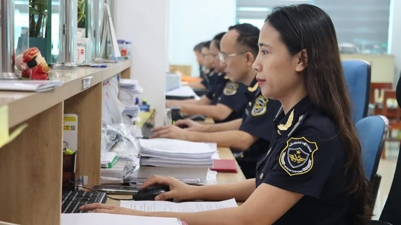 Điểm sáng ở Hải quan Thái Nguyên Điểm sáng ở Hải quan Thái Nguyên