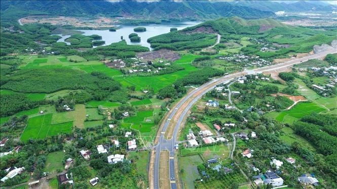 Điểm tin kinh tế Việt Nam nổi bật ngày 29/7/2026 Điểm tin kinh tế Việt Nam nổi bật ngày 29/7/2026