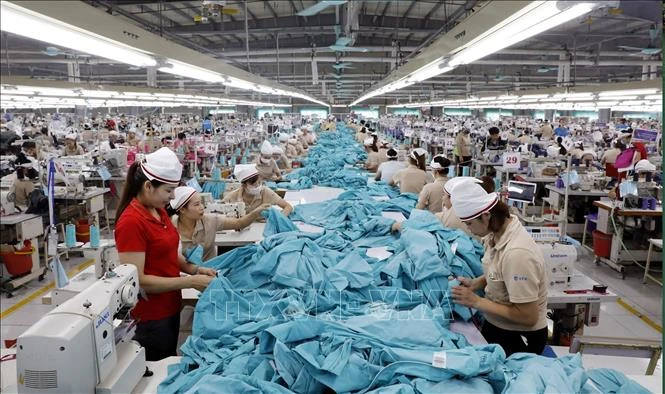Điểm tin kinh tế Việt Nam nổi bật ngày 3/8/2026 Điểm tin kinh tế Việt Nam nổi bật ngày 3/8/2026