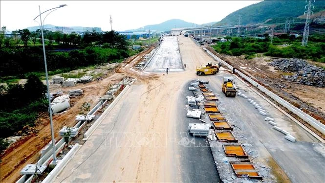Điểm tin kinh tế Việt Nam nổi bật ngày 6/8/2026 Điểm tin kinh tế Việt Nam nổi bật ngày 6/8/2026