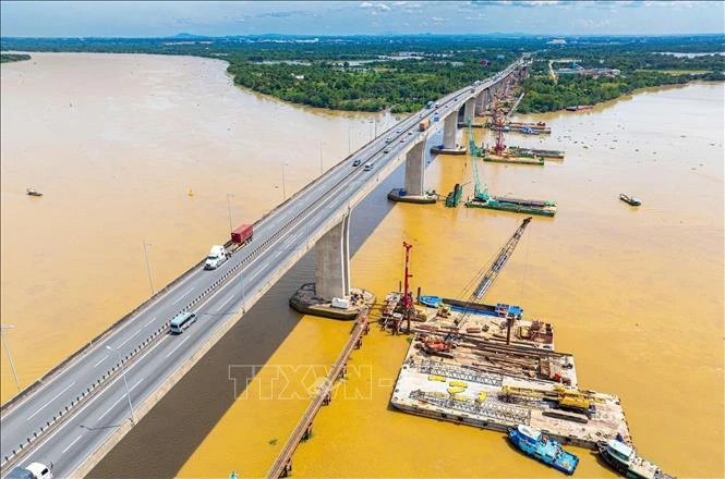 Điểm tin kinh tế Việt Nam nổi bật ngày 7/8/2026 Điểm tin kinh tế Việt Nam nổi bật ngày 7/8/2026