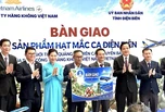 Điện Biên bàn giao sản phẩm nhân hạt mắc-ca cho Tổng Công ty Hàng không Việt Nam