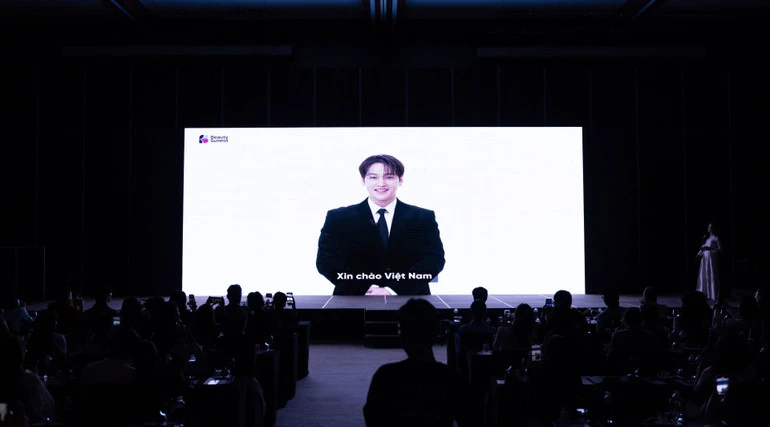 Diễn viên Hàn Quốc Kim Bum giữ vai trò đại sứ tại triển lãm Beauty Summit 2026 ở Việt Nam Diễn viên Hàn Quốc Kim Bum giữ vai trò đại sứ tại triển lãm Beauty Summit 2026 ở Việt Nam