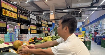 Doanh nghiệp 'chi mạnh' để tung khuyến mãi