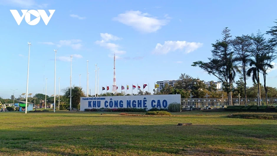 Doanh nghiệp sản xuất Việt vẫn “vừa chạy vừa vá” trong chuyển đổi số Doanh nghiệp sản xuất Việt vẫn “vừa chạy vừa vá” trong chuyển đổi số