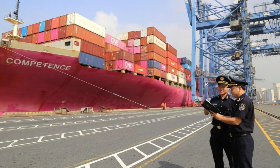 Doanh nghiệp TP.HCM cần gỡ "nút thắt" vốn và thủ tục hành chính Doanh nghiệp TP.HCM cần gỡ "nút thắt" vốn và thủ tục hành chính