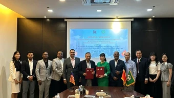 Doanh nghiệp Việt Nam-Malaysia hợp tác phát triển sản phẩm cao lương tiêu chuẩn Halal
