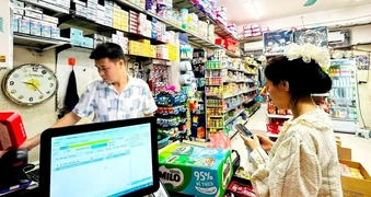 Doanh thu 1 tỷ 1 năm đóng thuế bao nhiêu?