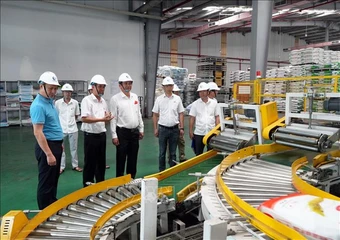 Đổi mới thể chế cho mục tiêu tăng trưởng 2 con số