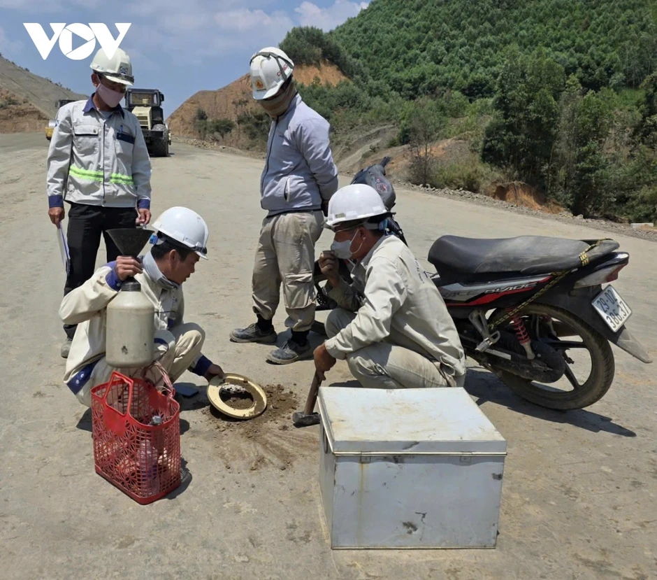 Dồn lực thi công Dự án cao tốc Khánh Hoà – Buôn Ma Thuột Dồn lực thi công Dự án cao tốc Khánh Hoà – Buôn Ma Thuột
