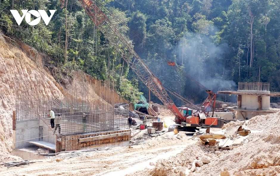 Dồn lực thi công Dự án cao tốc Khánh Hoà – Buôn Ma Thuột Dồn lực thi công Dự án cao tốc Khánh Hoà – Buôn Ma Thuột