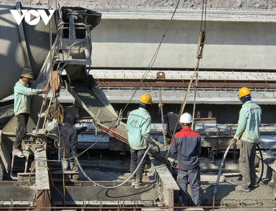 Dồn lực thi công Dự án cao tốc Khánh Hoà – Buôn Ma Thuột Dồn lực thi công Dự án cao tốc Khánh Hoà – Buôn Ma Thuột