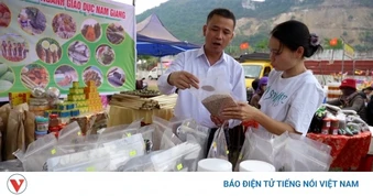 Đồng bào vùng cao Đà Nẵng ứng dụng công nghệ số tiêu thụ nông sản