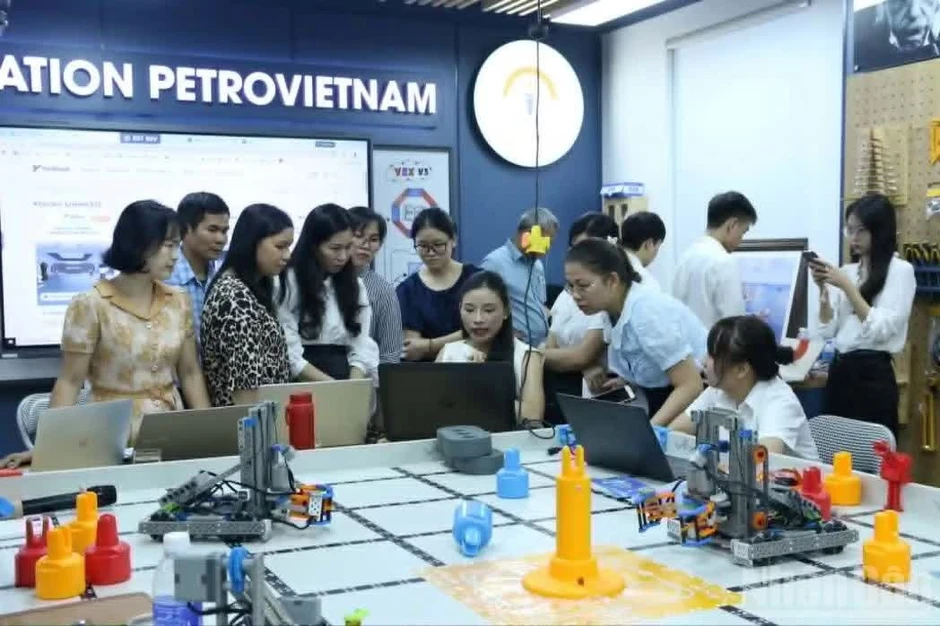 Đồng bộ giải pháp để khơi thông nguồn lực mới cho tăng trưởng quốc gia Đồng bộ giải pháp để khơi thông nguồn lực mới cho tăng trưởng quốc gia