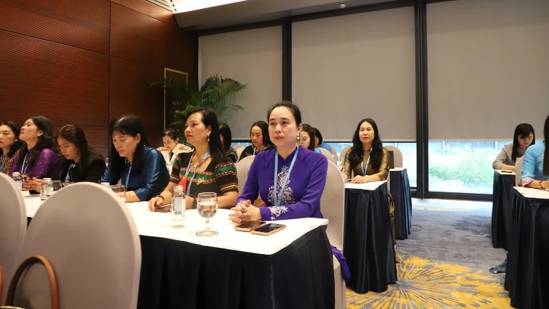 Đồng chí Đỗ Nguyệt Ánh tham gia Ban Chấp hành Trung ương Hội Liên hiệp Phụ nữ Việt Nam khóa XIV Đồng chí Đỗ Nguyệt Ánh tham gia Ban Chấp hành Trung ương Hội Liên hiệp Phụ nữ Việt Nam khóa XIV