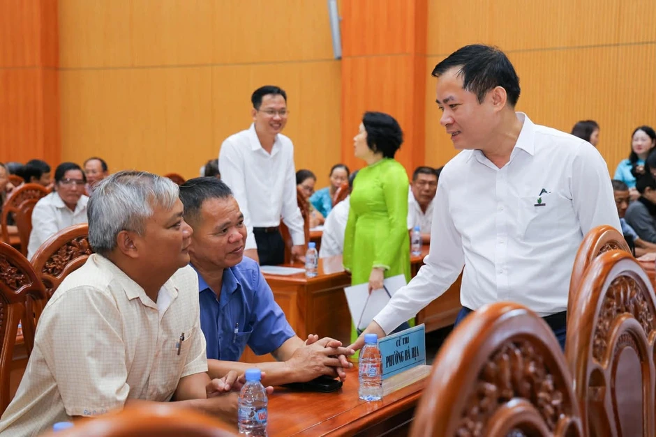 Đồng chí Lê Ngọc Sơn, Bí thư Đảng ủy, Chủ tịch HĐTV Petrovietnam trúng cử Đại biểu Quốc hội Khóa XVI Đồng chí Lê Ngọc Sơn, Bí thư Đảng ủy, Chủ tịch HĐTV Petrovietnam trúng cử Đại biểu Quốc hội Khóa XVI