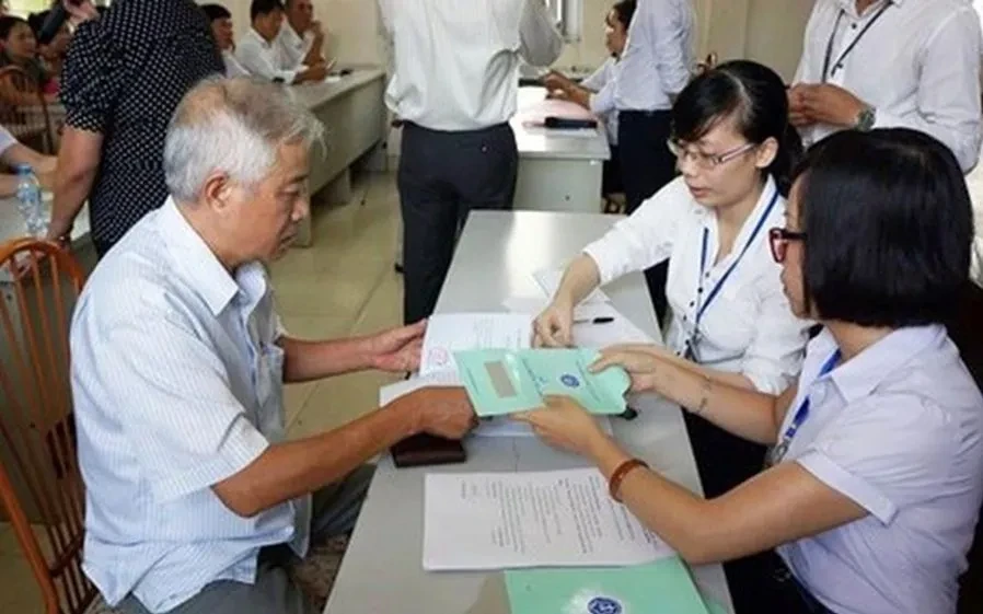 Đóng đủ BHXH nhưng nghỉ trước tuổi có được nhận lương hưu? Đóng đủ BHXH nhưng nghỉ trước tuổi có được nhận lương hưu?