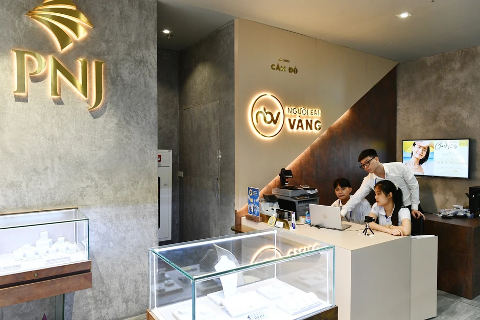 Động thái mới của nhóm quỹ thuộc VinaCapital giữa lúc cổ phiếu PNJ lao dốc