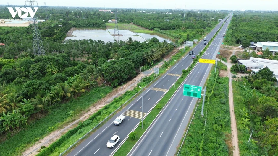 Đồng Tháp phấn đấu đến năm 2030 xây dựng thêm 124km đường cao tốc Đồng Tháp phấn đấu đến năm 2030 xây dựng thêm 124km đường cao tốc