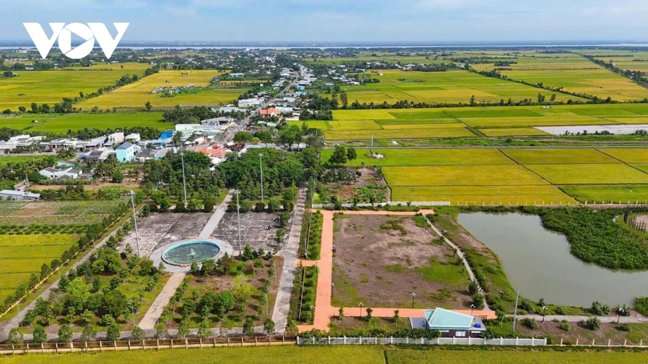 Đồng Tháp tập trung tháo gỡ khó khăn để đẩy nhanh giải ngân vốn đầu tư công Đồng Tháp tập trung tháo gỡ khó khăn để đẩy nhanh giải ngân vốn đầu tư công